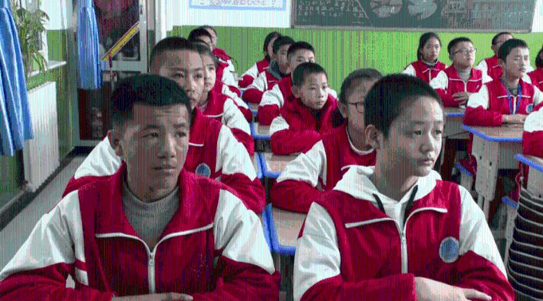 24v锂电池能用48v充电器吗？游戏画面